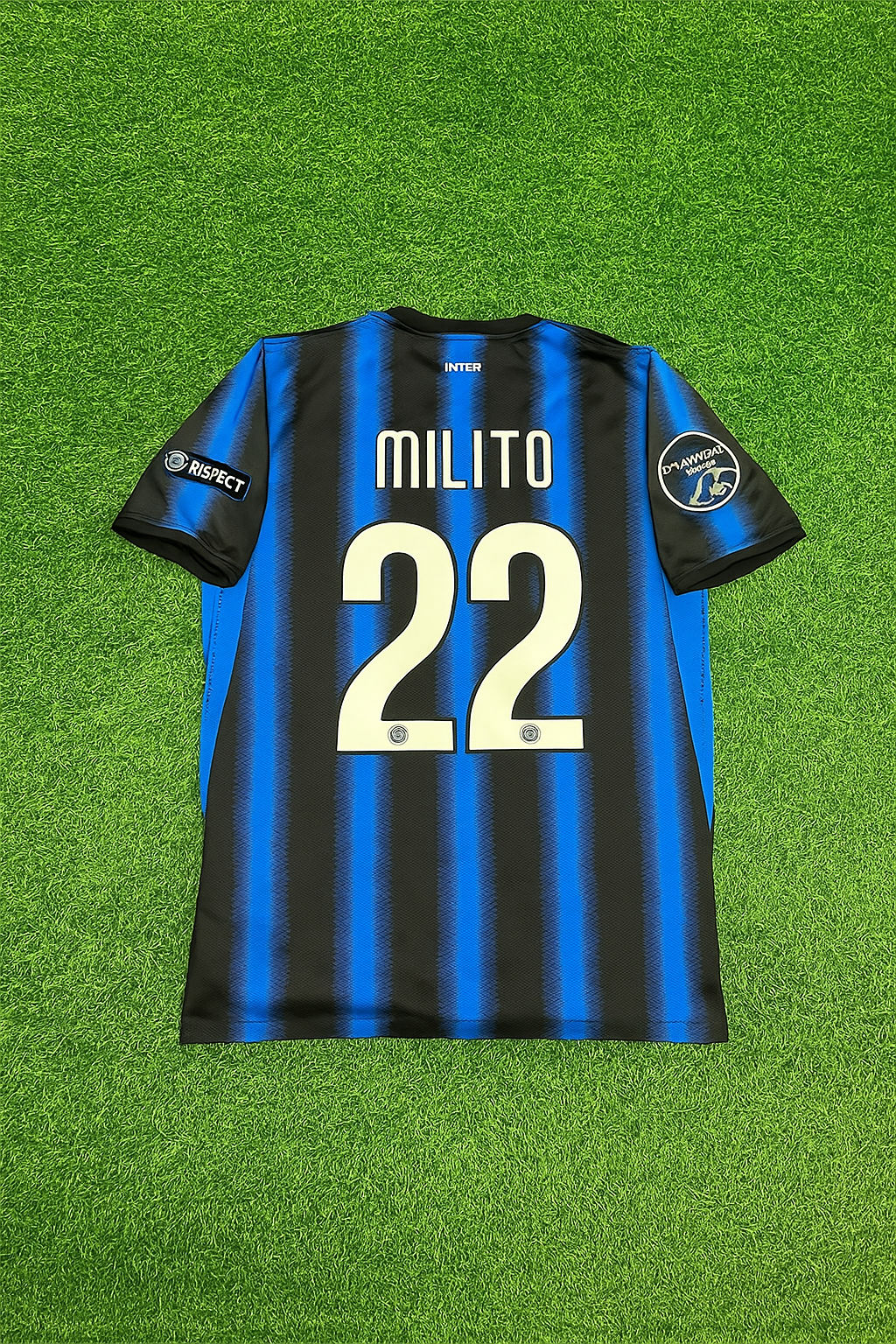 Diego Milito - Inter 2011 Football Jersey Kit