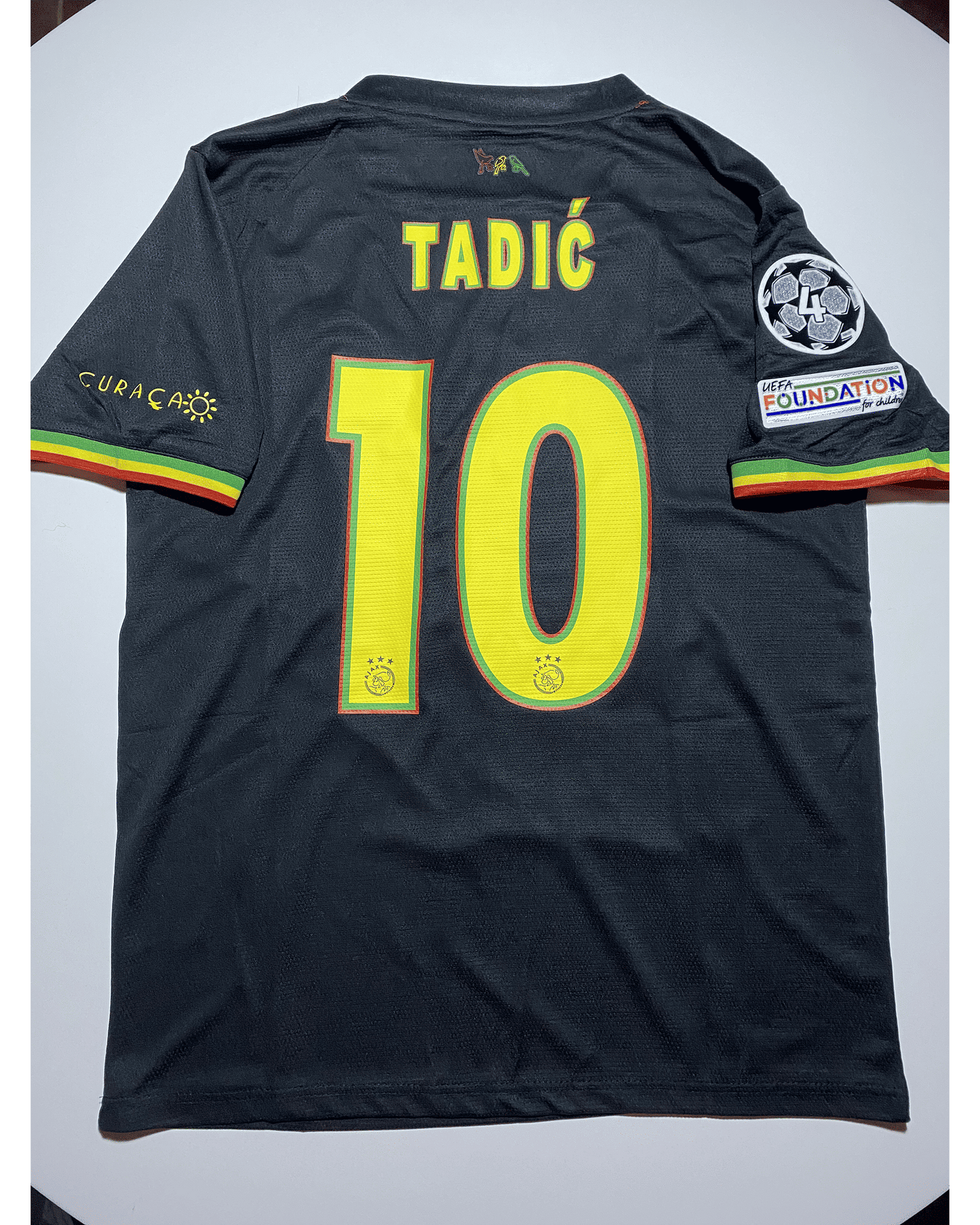 Dusan Tadić 10 - Ajax 2021/22 Champions League Retro Football Jersey Kit
