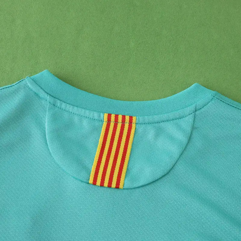 FC Barcelona 2010/11 Retro Kids Football Jersey Kit