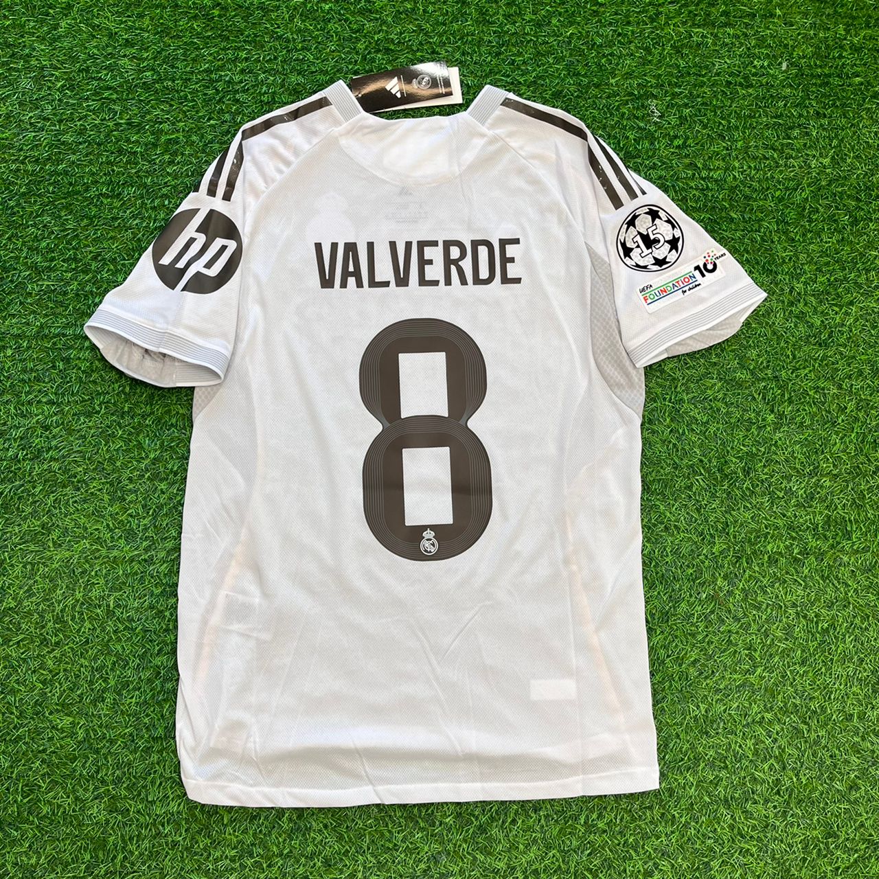 Federico Valverde Real Madrid New Football Jersey Kit