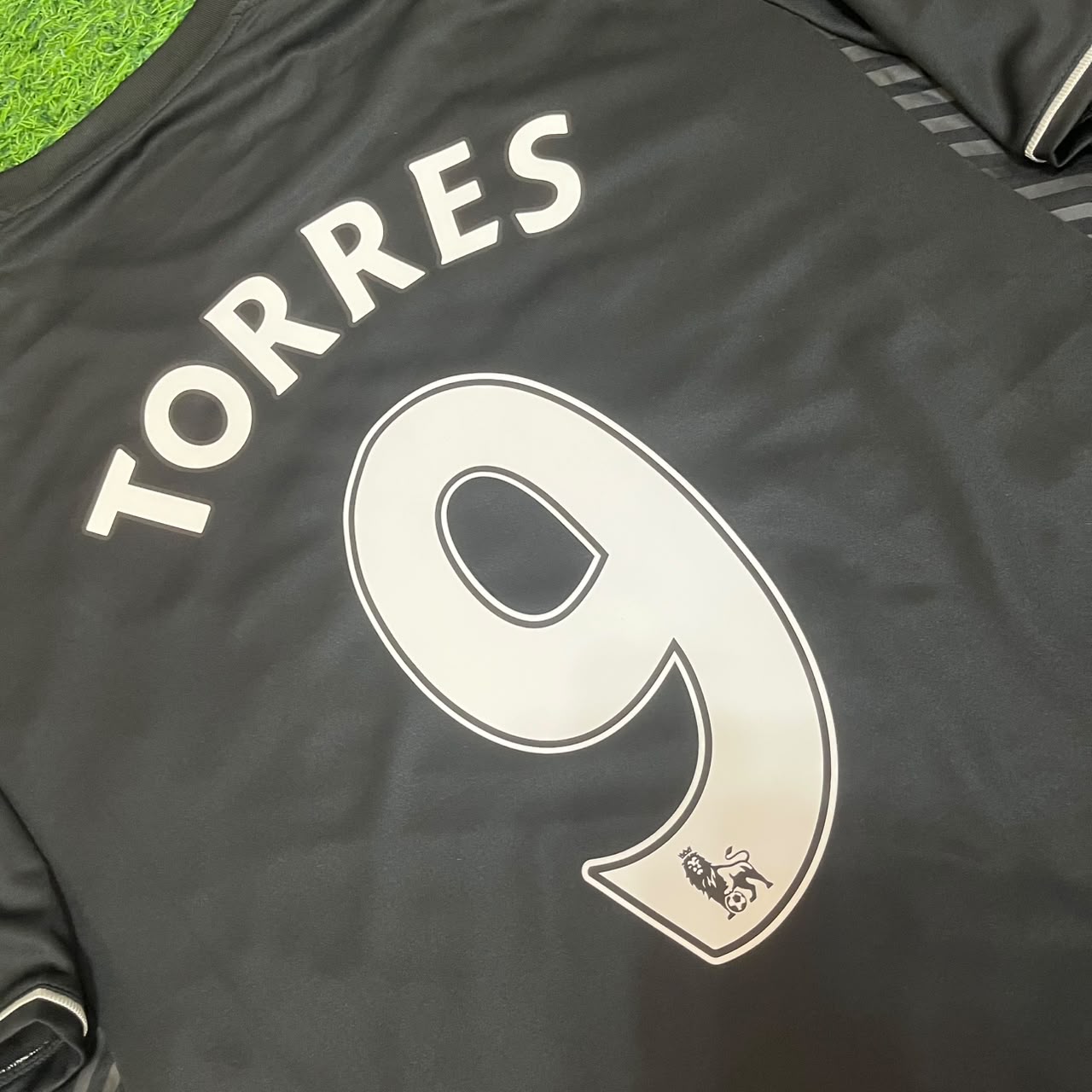 Fernando Torres Chelsea 2013/14 Black Retro Football Jersey Kit