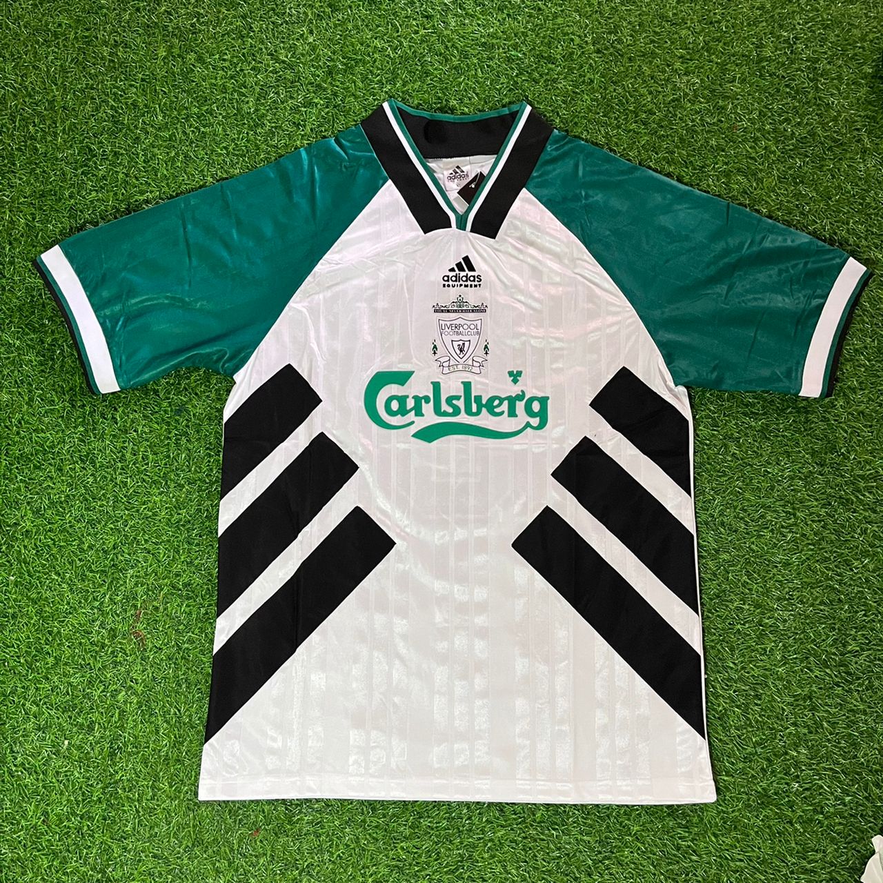 Fernando Torres Liverpool Retro Football Jersey Kit
