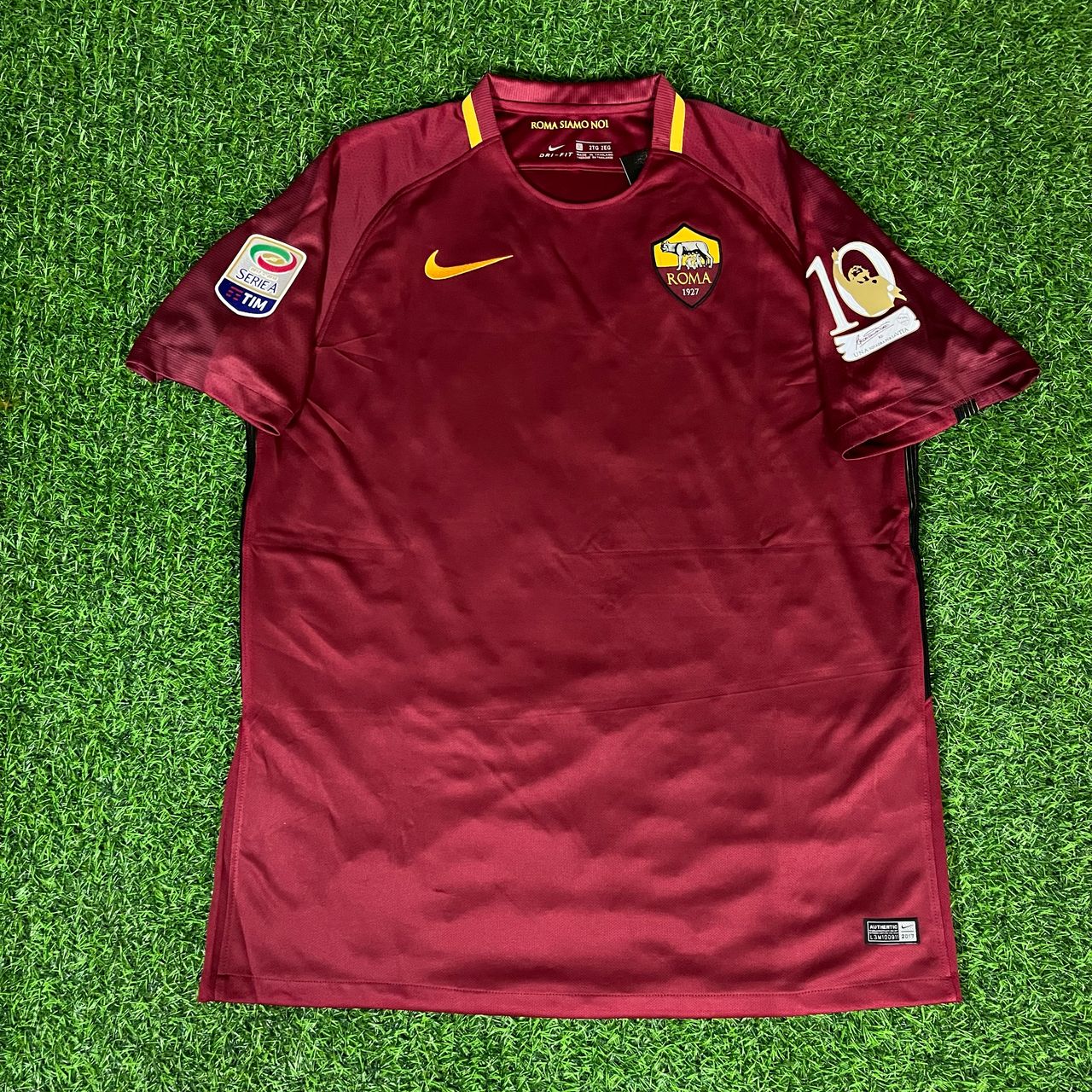 Francesco Totti 2017 Final Season Retro Football Jersey Kit
