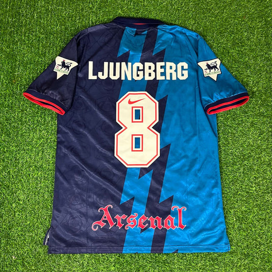 Fredrik Ljungberg 8 - Arsenal Retro Football Jersey Kit