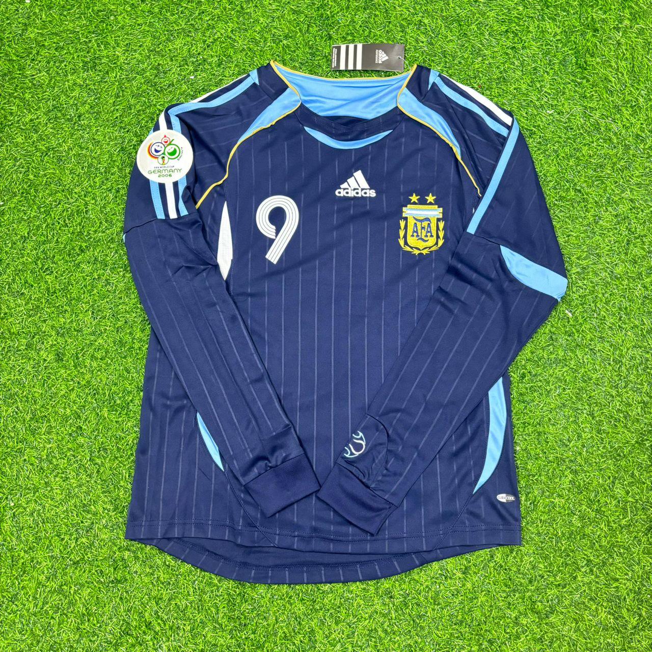 Argentina World Cup 2006 Hernan Crespo Long Sleeve Retro Football Jersey Kit
