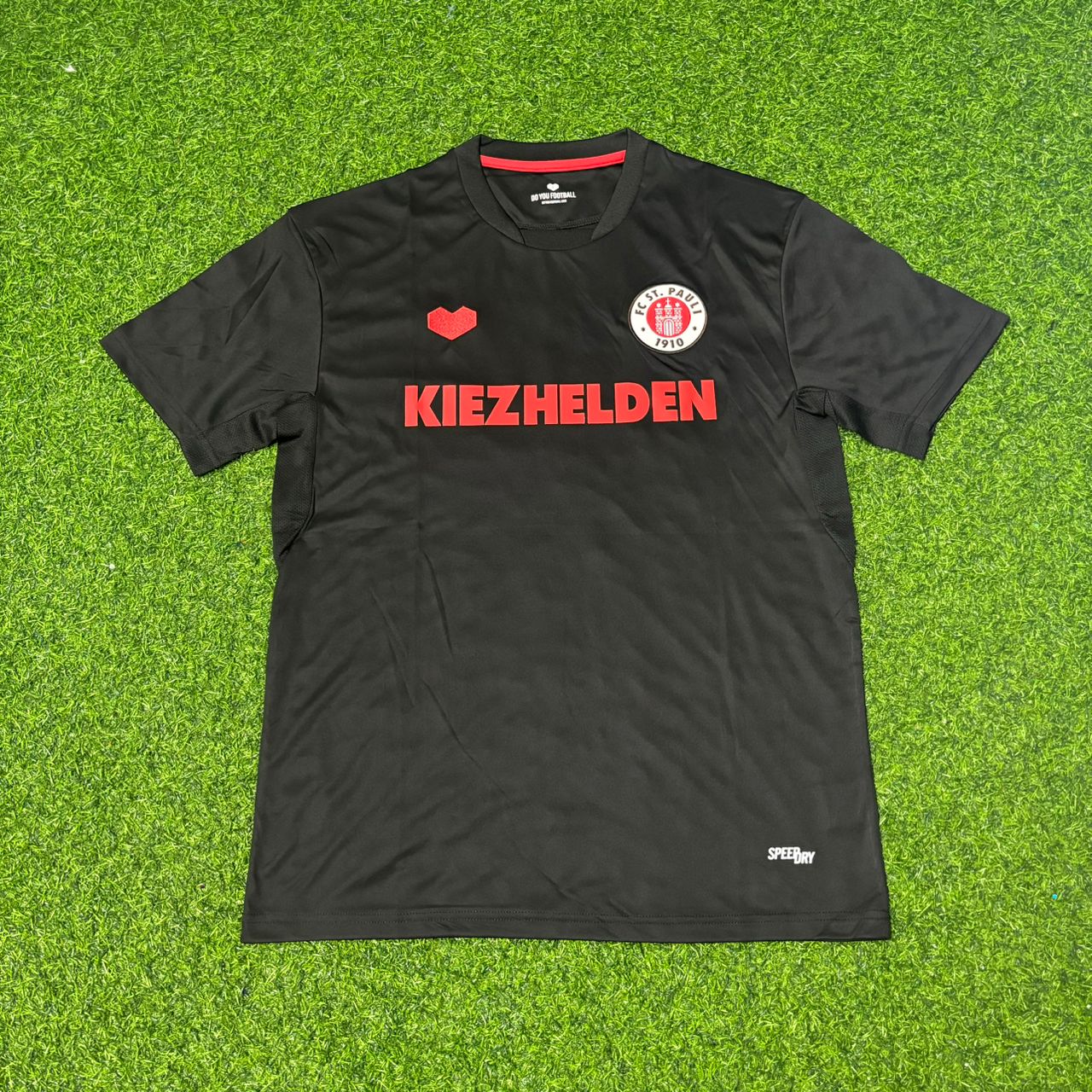 Jackson Irvine FC St. Pauli Black Retro Football Jersey Kit