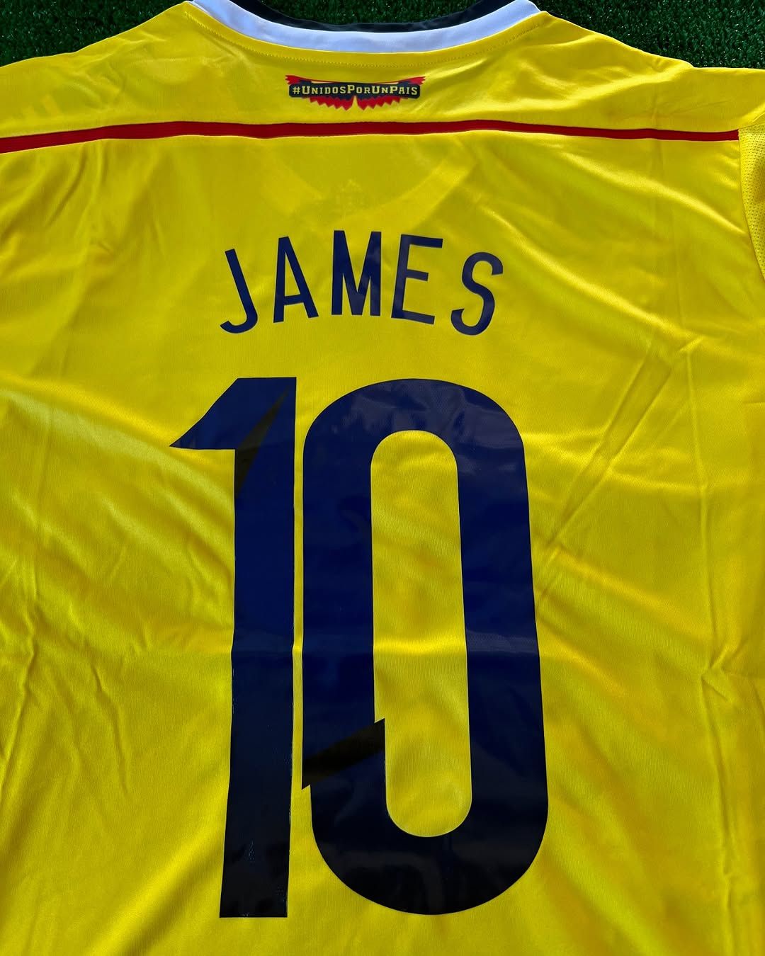 James Rodriguez Colombia 2014 Brazil World Cup Retro Football Jersey Kit