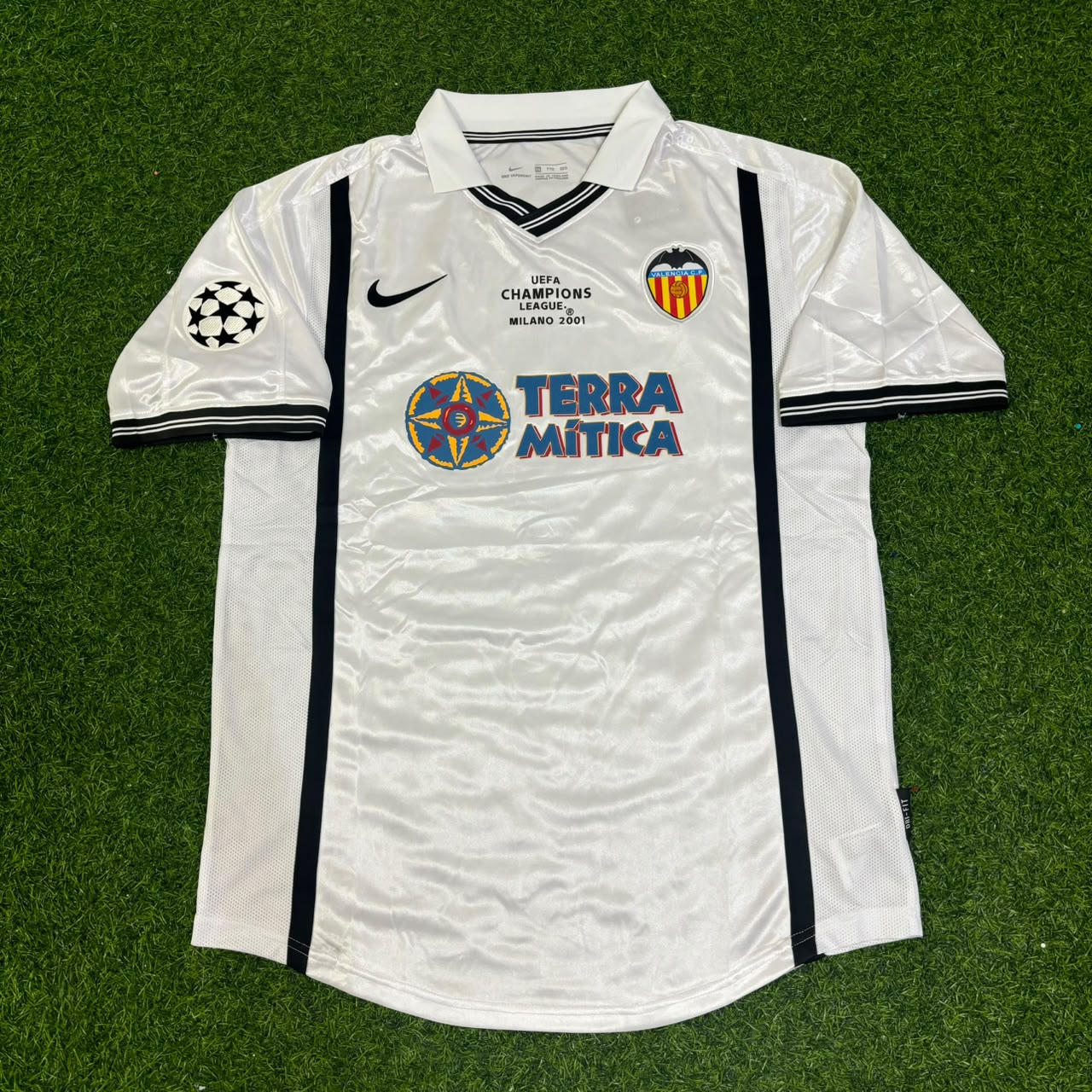 John Carew Valencia 2001 Milano Champions Final Retro Football Jersey Kit