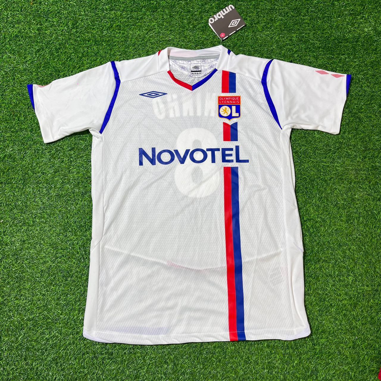 Juninho Pernambucano Olympique Lyonnais 2008 2009 Home White Retro Football Jersey Kit