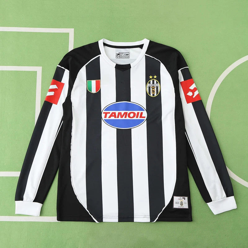 Juventus FC 02/03 Season Retro Football Jersey Kit