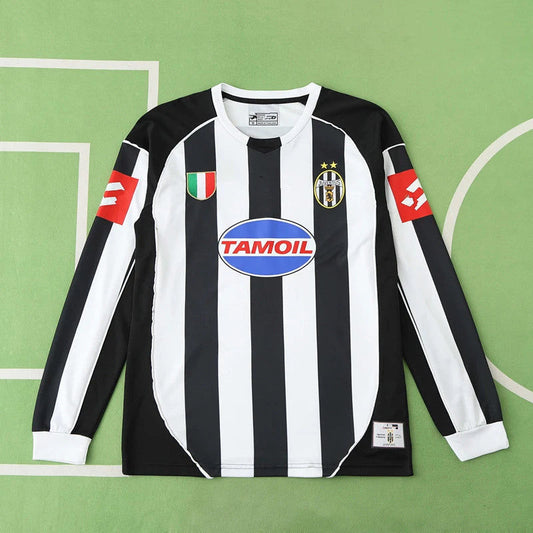 Juventus FC 02/03 Season Retro Football Jersey Kit