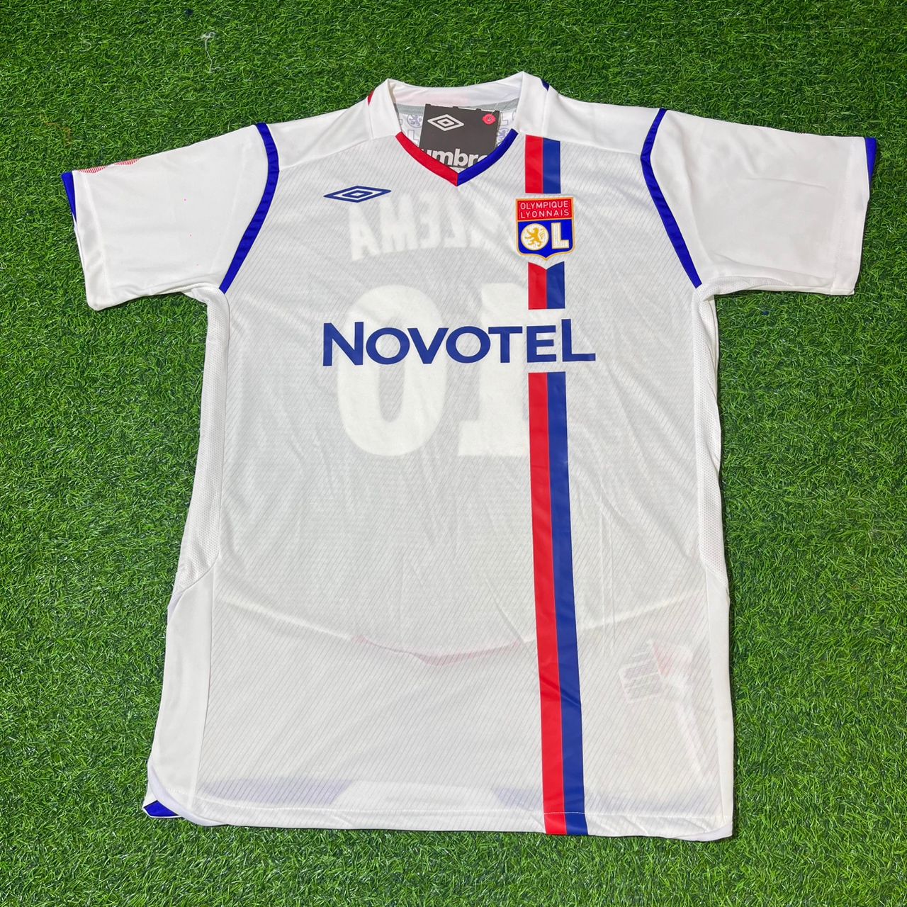 Karim Benzema Olympique Lyonnais 2008/2009 Home White Retro Football Jersey Collection