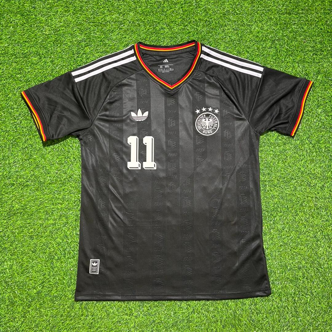 Karl-Heinz Rummenigge #11 Deutschland Schwarz Retro Vintage