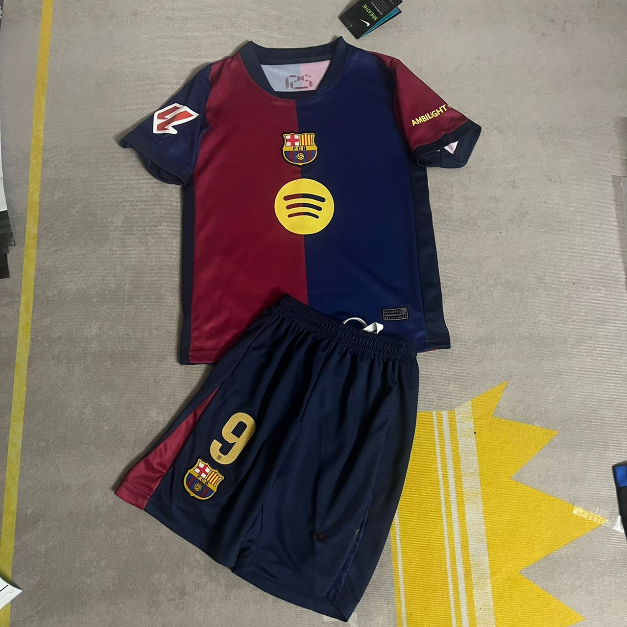 Robert Lewandowski Barcelona Kids Kit Kindertrui (Ages 3-13)