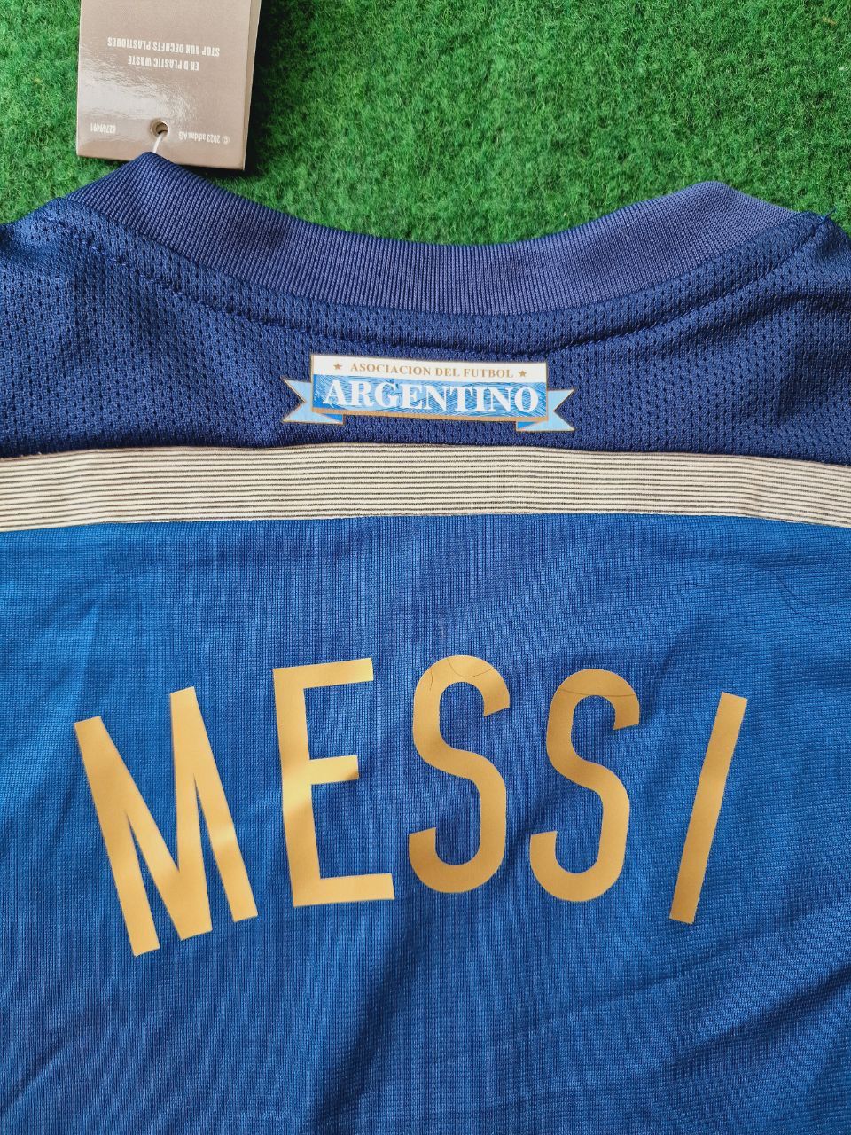 Lionel Messi Argentina 2014 World Cup Retro Football Jersey Kit