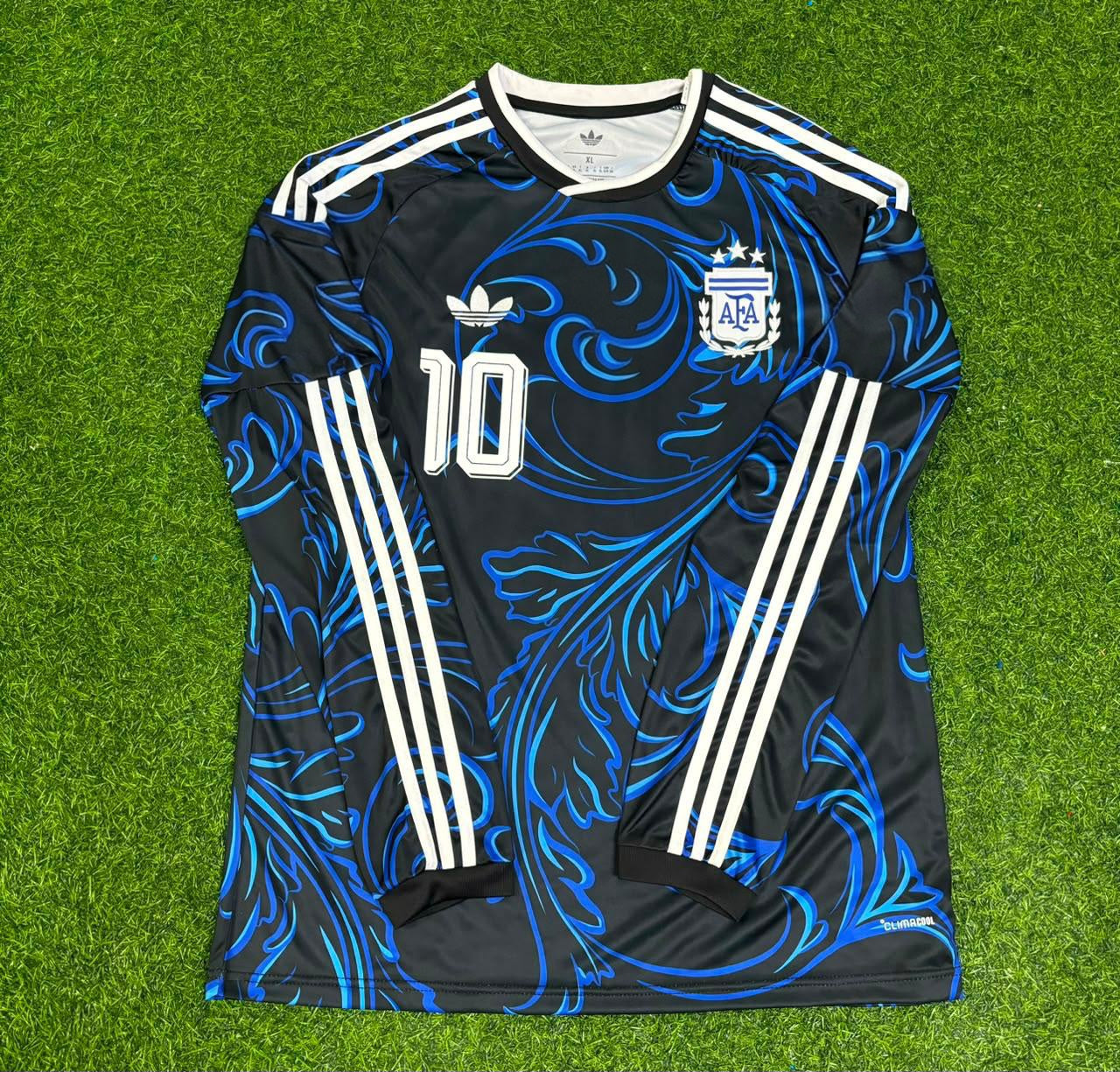 Diego Armando Maradona #10 Argentina Retro Away Long Sleeve Football Jersey Kit