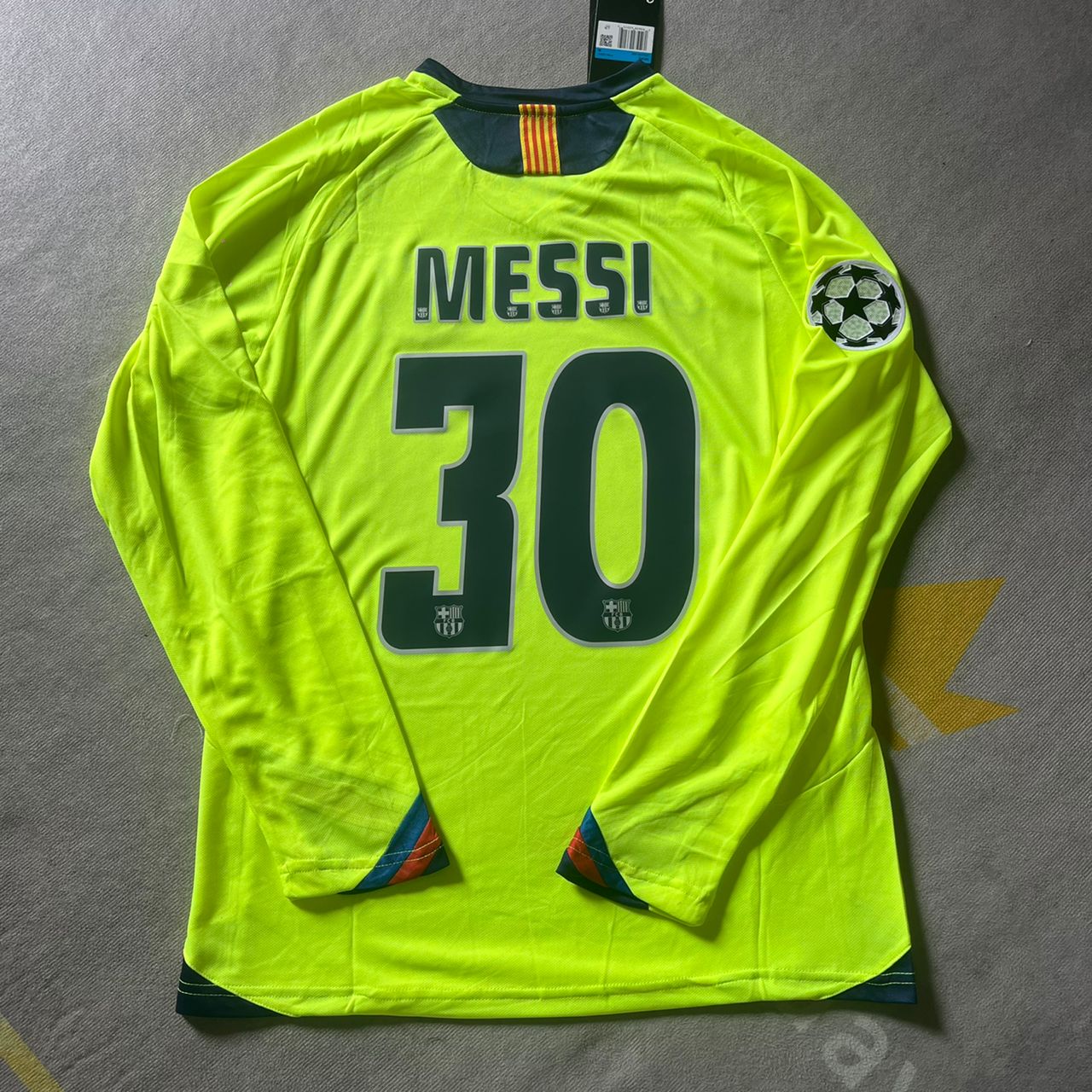 Lionel Messi Barcelona 2005 - 06 Season Retro Long Sleeve Football Jersey Kit