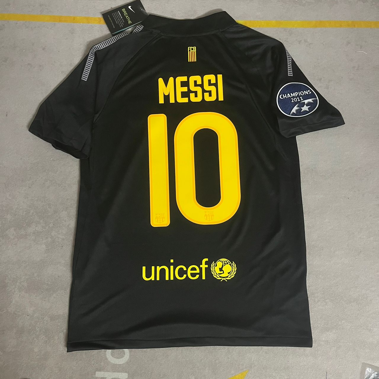 Lionel Messi Barcelona 2011/12 Retro Football Jersey Kit