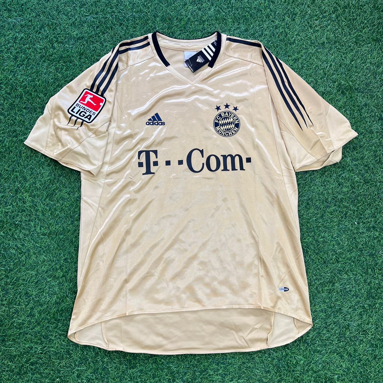 Willy Sagnol Bayern München 2004/05 Retro Golden Fußballtrikot Set Jersey