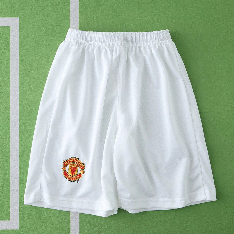 Manchester United 2005/06 Retro Kids Football Jersey Kit