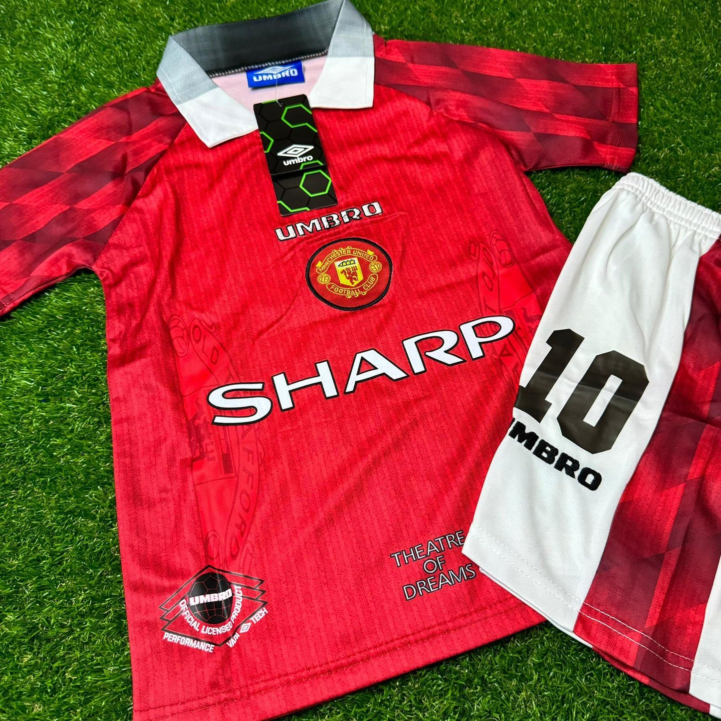 David Beckham Manchester United 1996/97 Home Kids Kit Football Jersey Kit for Children