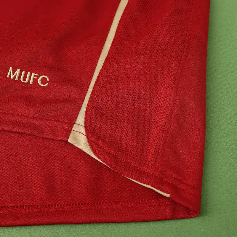 Manchester United F.C 06/07 Season Retro Football Jersey Kit