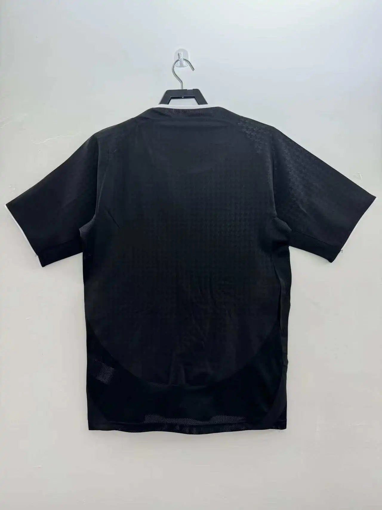 Manchester United Retro 2003 04 Retro Football Jersey Kit