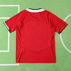 Manchester United Retro 2005 06 Retro Football Jersey Kit