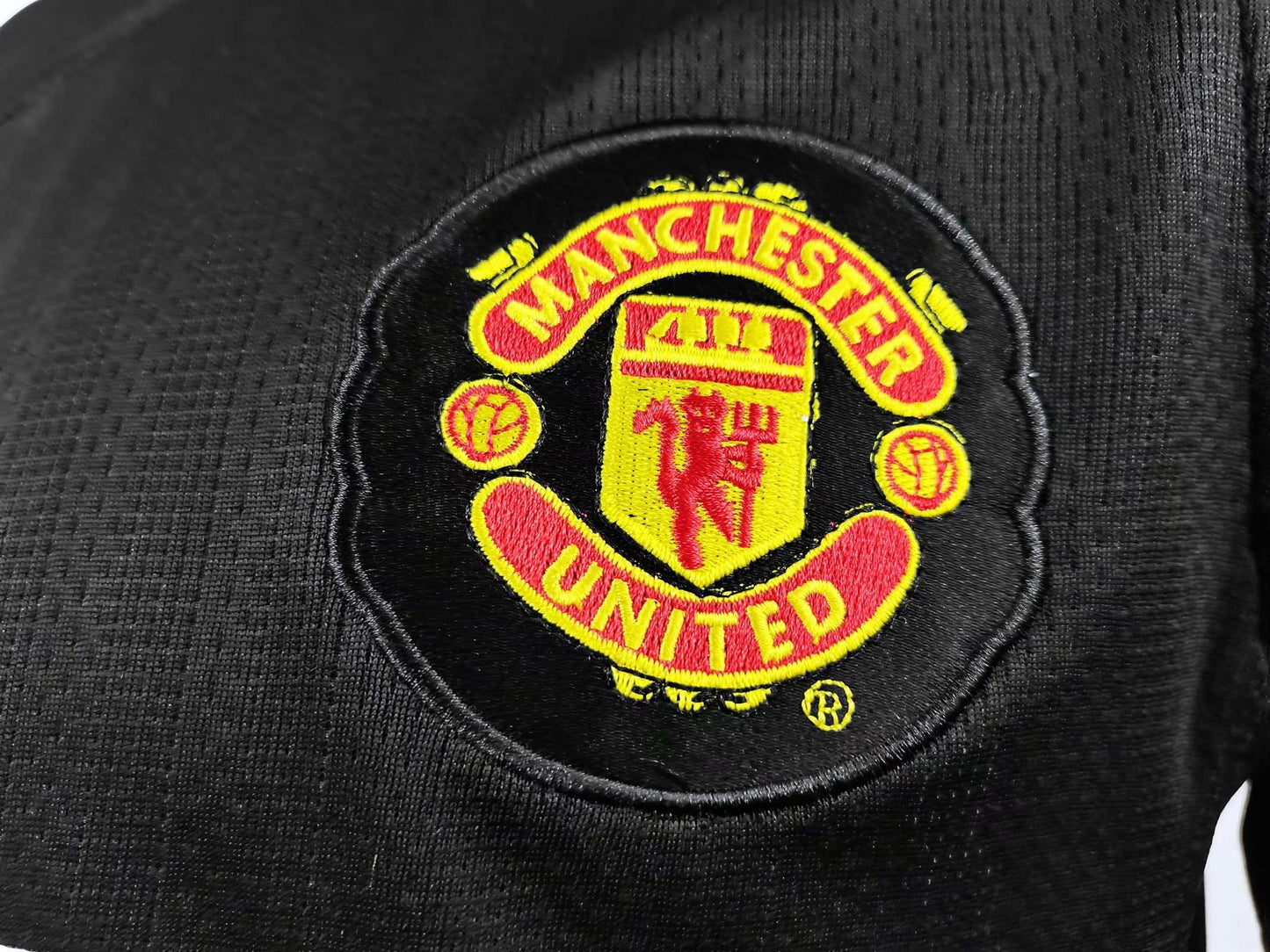 Manchester United AIG Short Sleeve Retro Football Jersey Kit