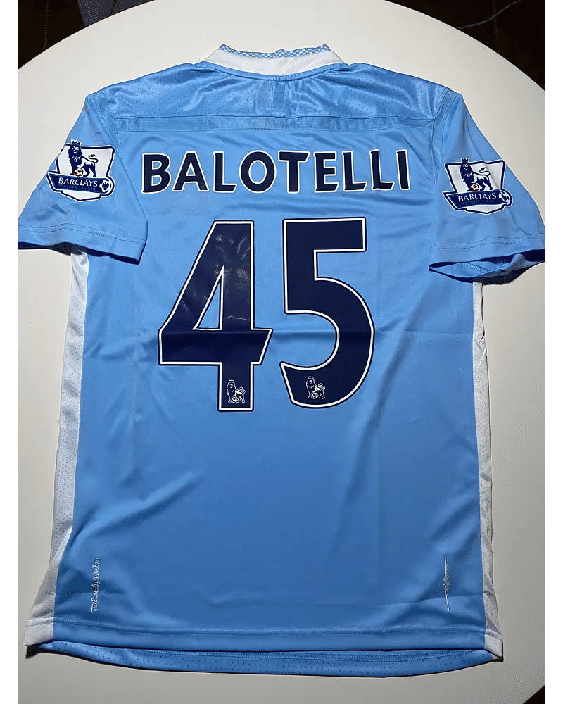 Mario Balotelli - Manchester City 2011 Retro Football Jersey Kit