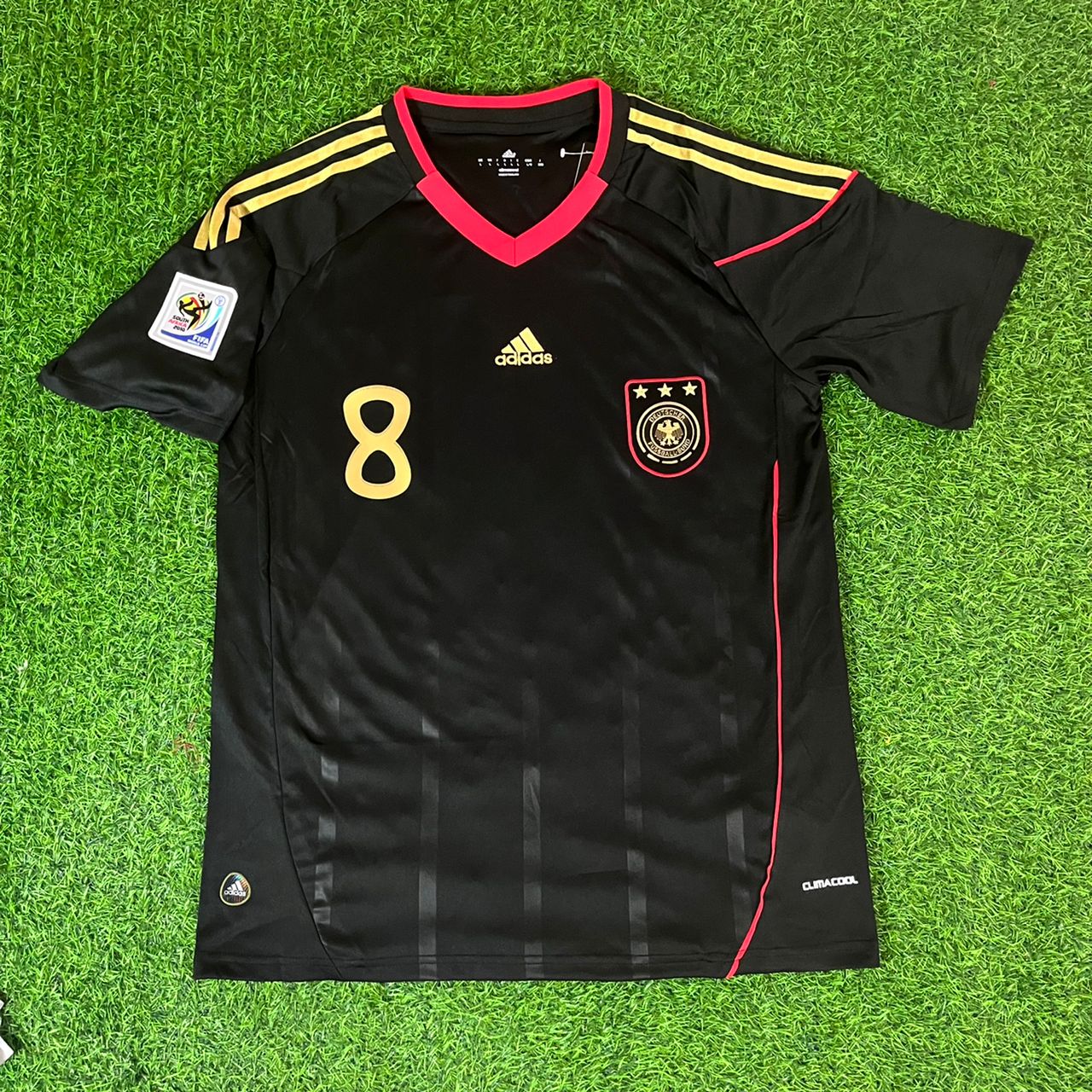 Mesut Ozil - Germany 2010 World Cup Football Jersey Kit