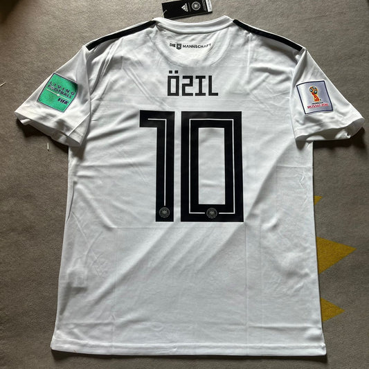 Mesut Ozil Germany 2018 World Cup Retro Football Jersey Kit