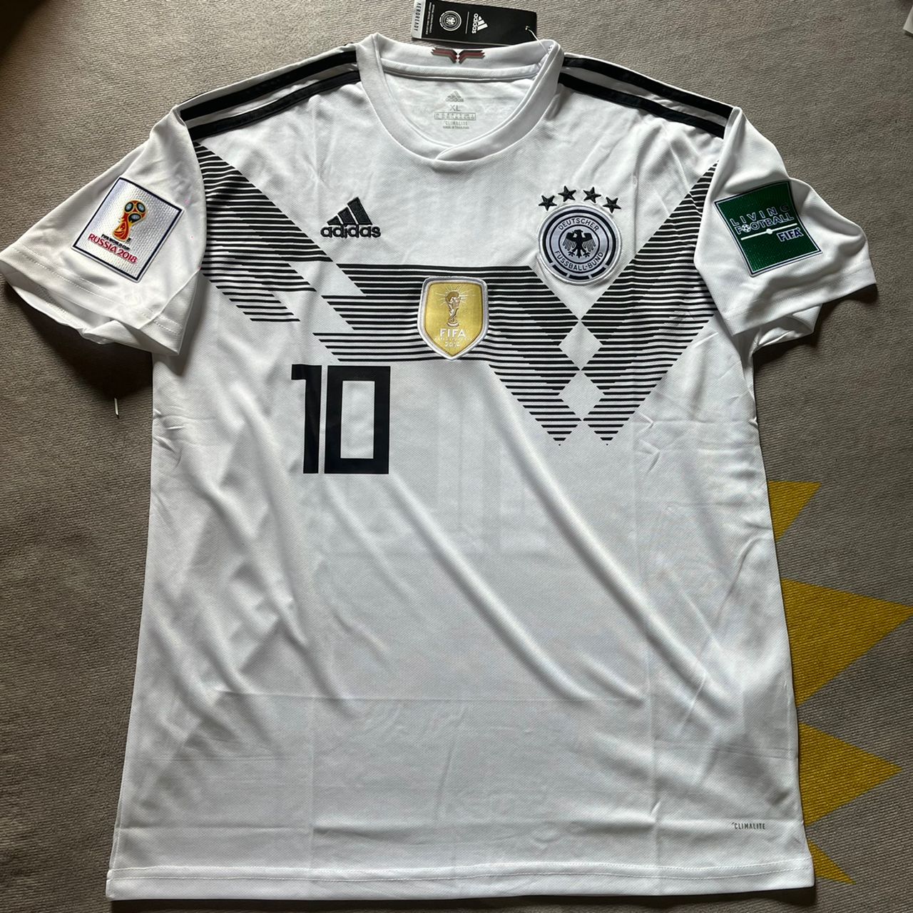 Mesut Ozil Germany 2018 World Cup Retro Football Jersey Kit
