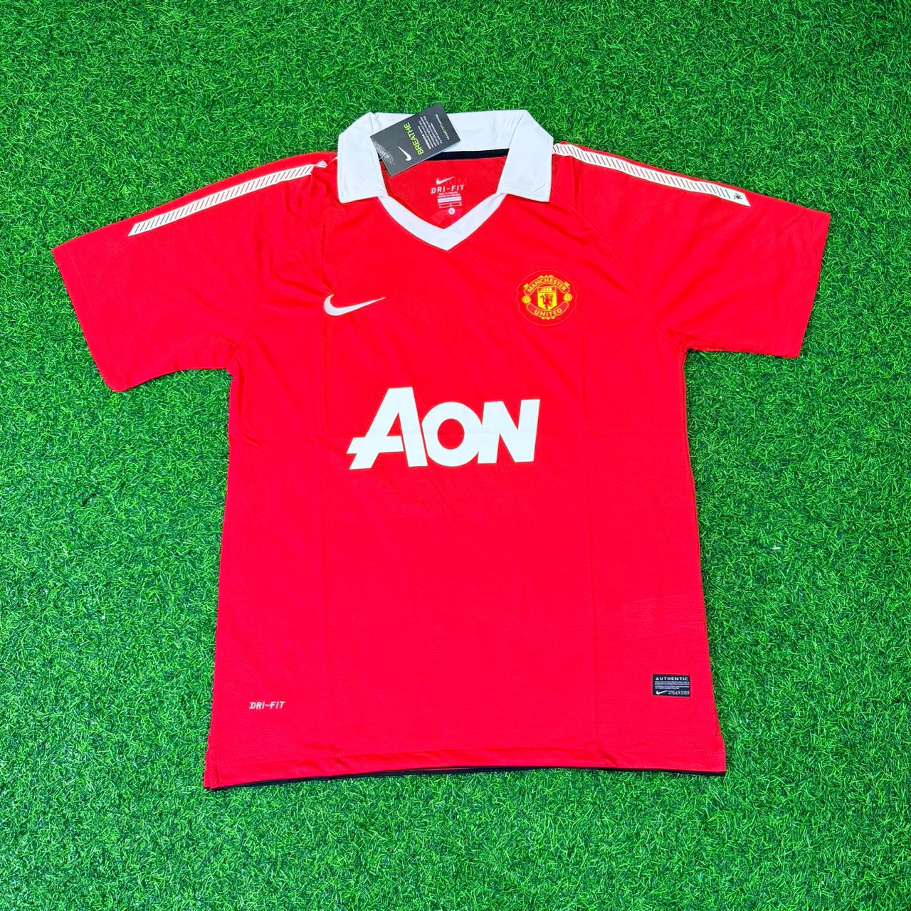 Nemanja Vidic Manchester United 2010/2011 Retro Home Football Jersey Kit