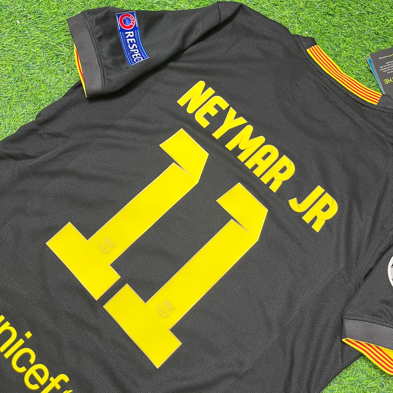 Barcelona Neymar Jr. #11 2013-2014 Black Retro Football Jersey