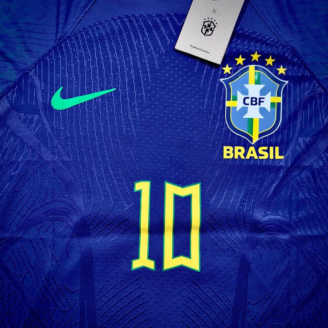 Neymar Jr Brazil 2022 World Cup Retro Football Jersey Kit
