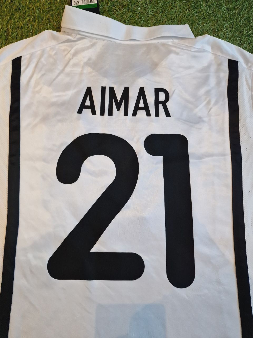 Pablo Aimar Valencia 2001 Milano Champions Final Retro Football Jersey Kit