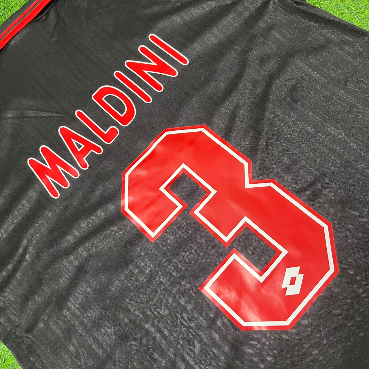 Paolo Maldini AC Milan 1997-1998 Retro Football Jersey Kit