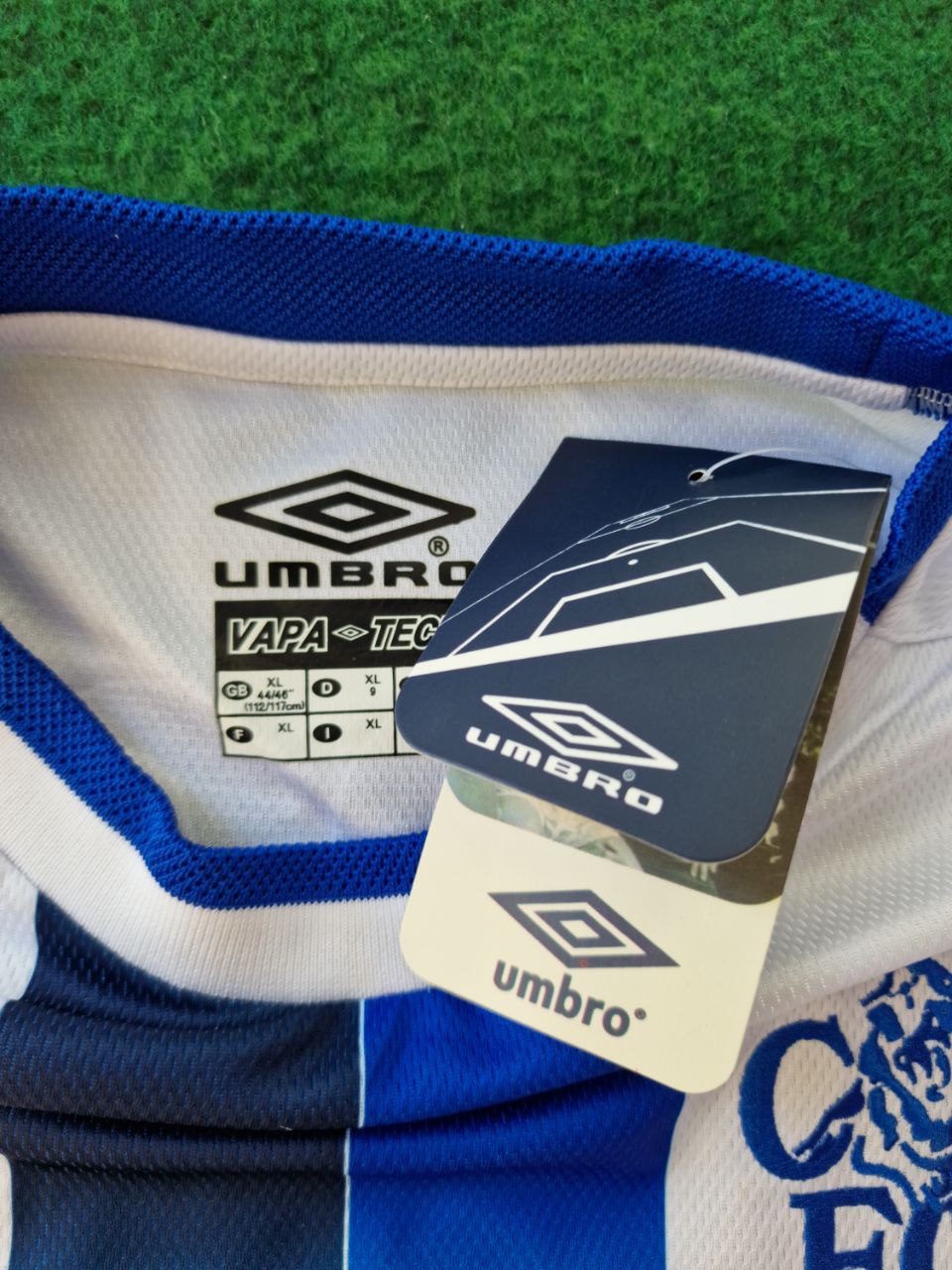 Didier Drogba Chelsea Away 2004 Retro Football Jersey with Premier League Patch