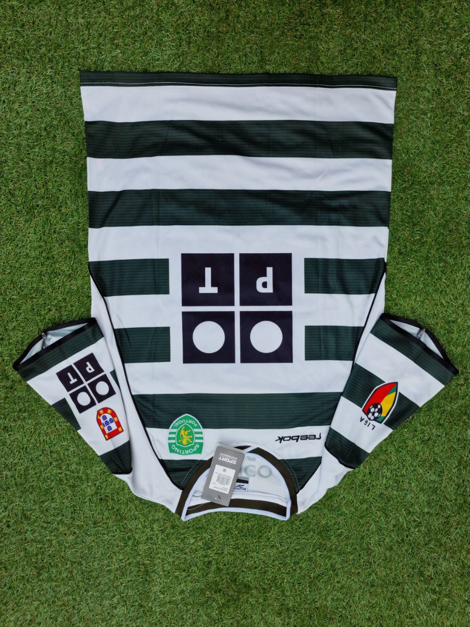 Ricardo Quaresma Sporting CP Lisbon Debut Vintage Football Jersey Kit