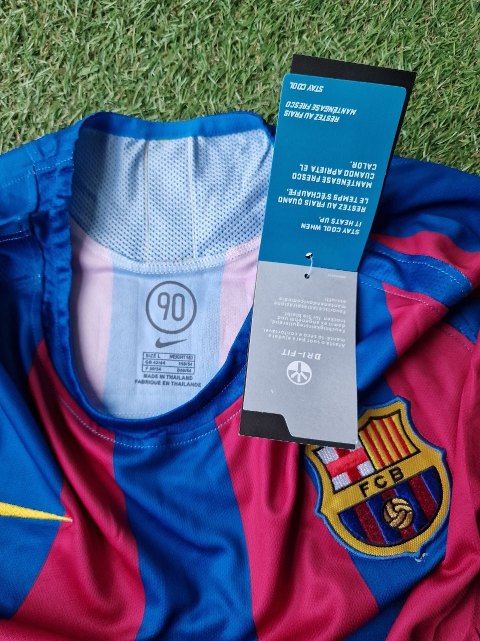 Ronaldinho Gaucho Barcelona 2006 Paris Final vs Arsenal Retro Long Sleeve Football Jersey