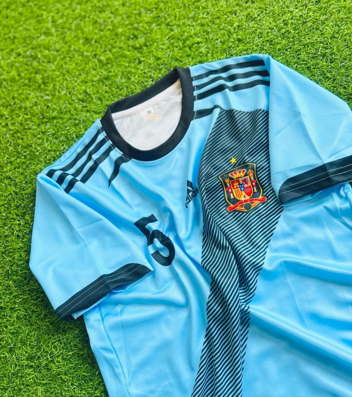 Carles Puyol 12/13 Spain Retro Jersey