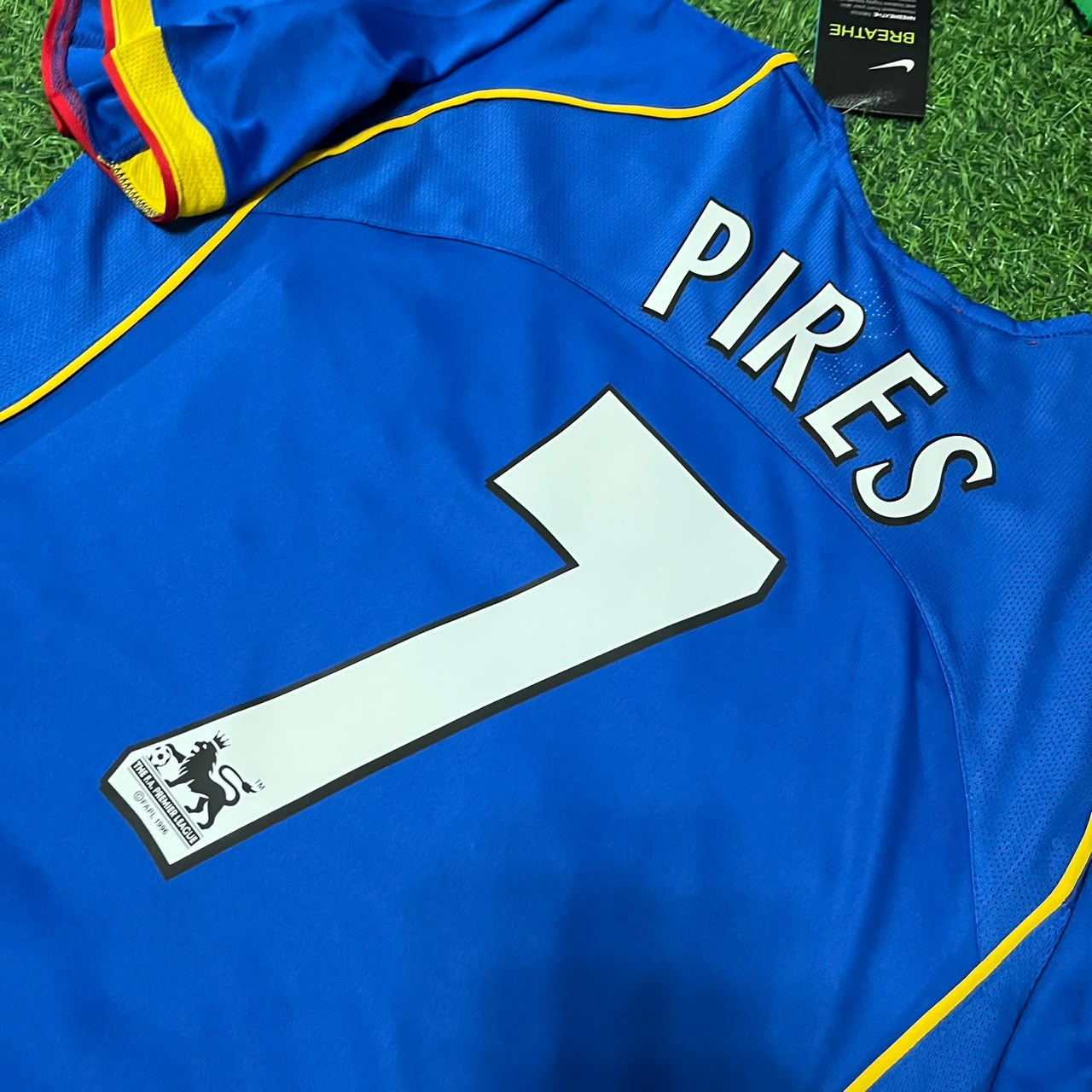 Robert Pires Arsenal 2004/05 Blue Retro Football Jersey