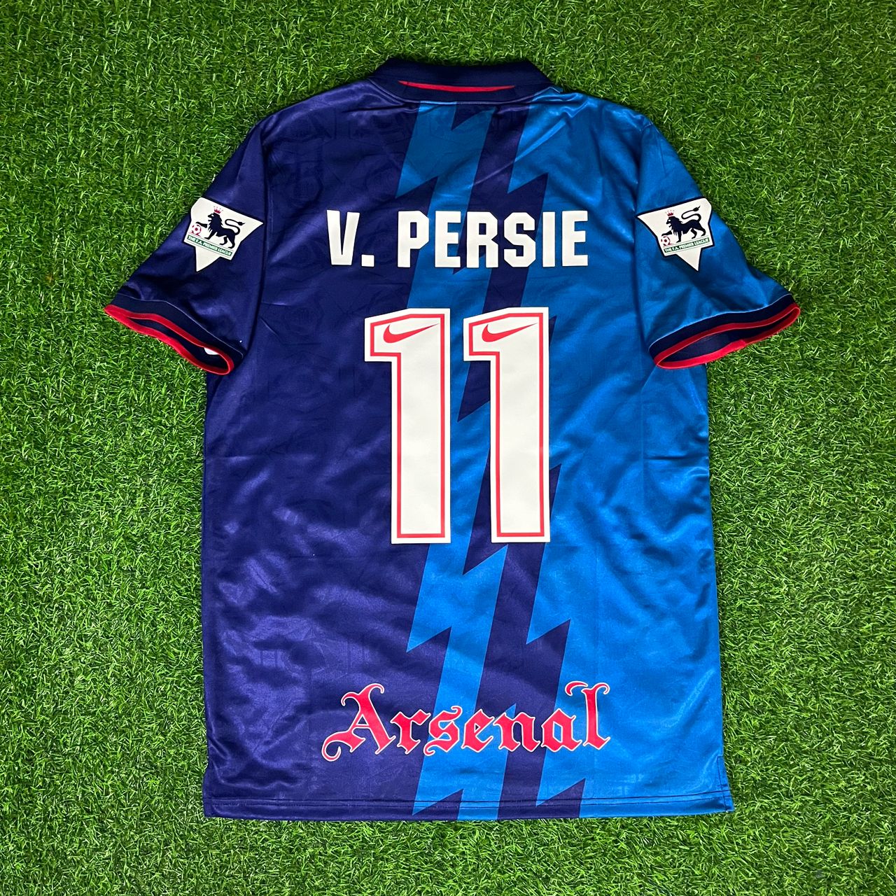 Robin van Persie 11 - Arsenal Retro Football Jersey Kit