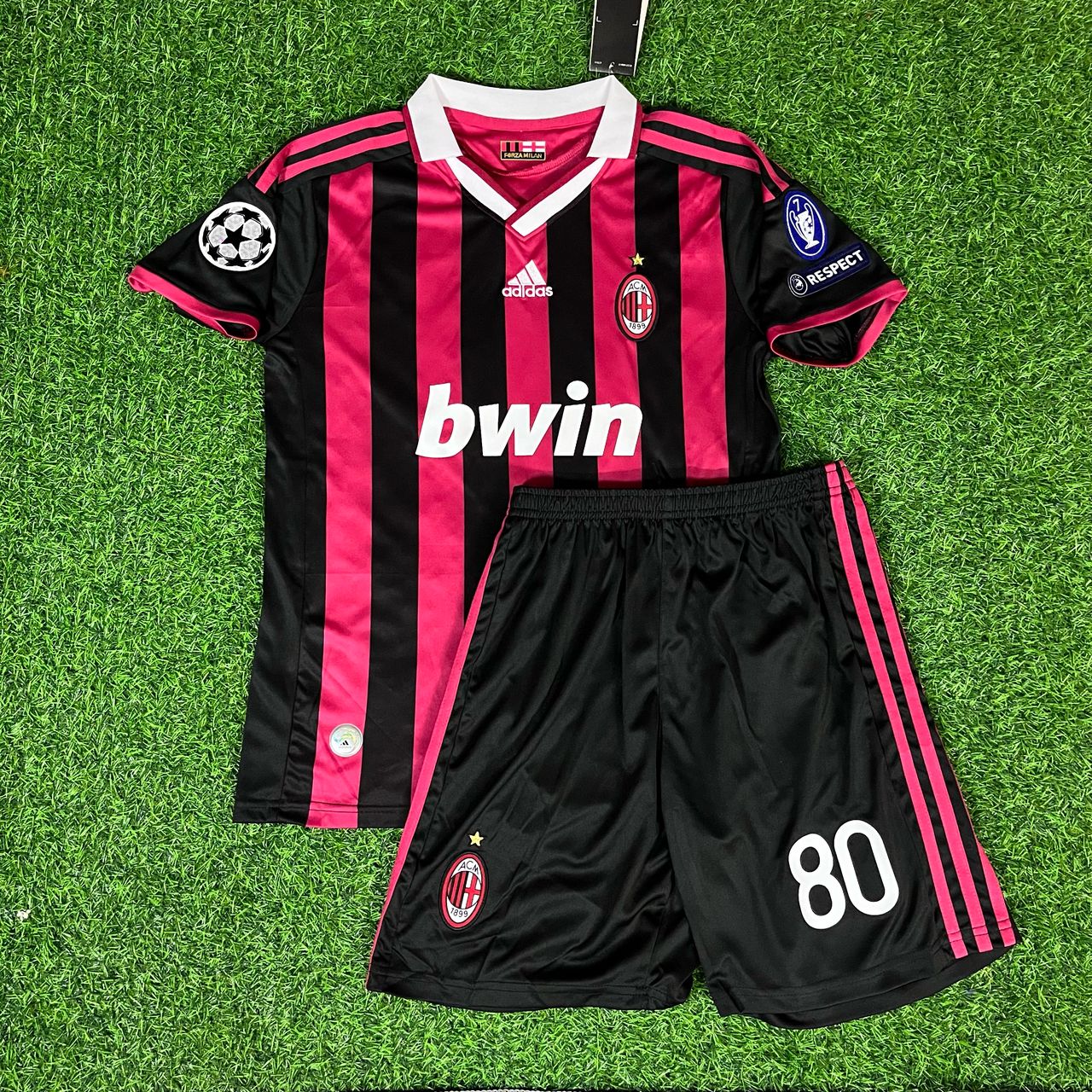 Ronaldinho - AC Milan 2009 - 10 Retro Football Jersey Kit