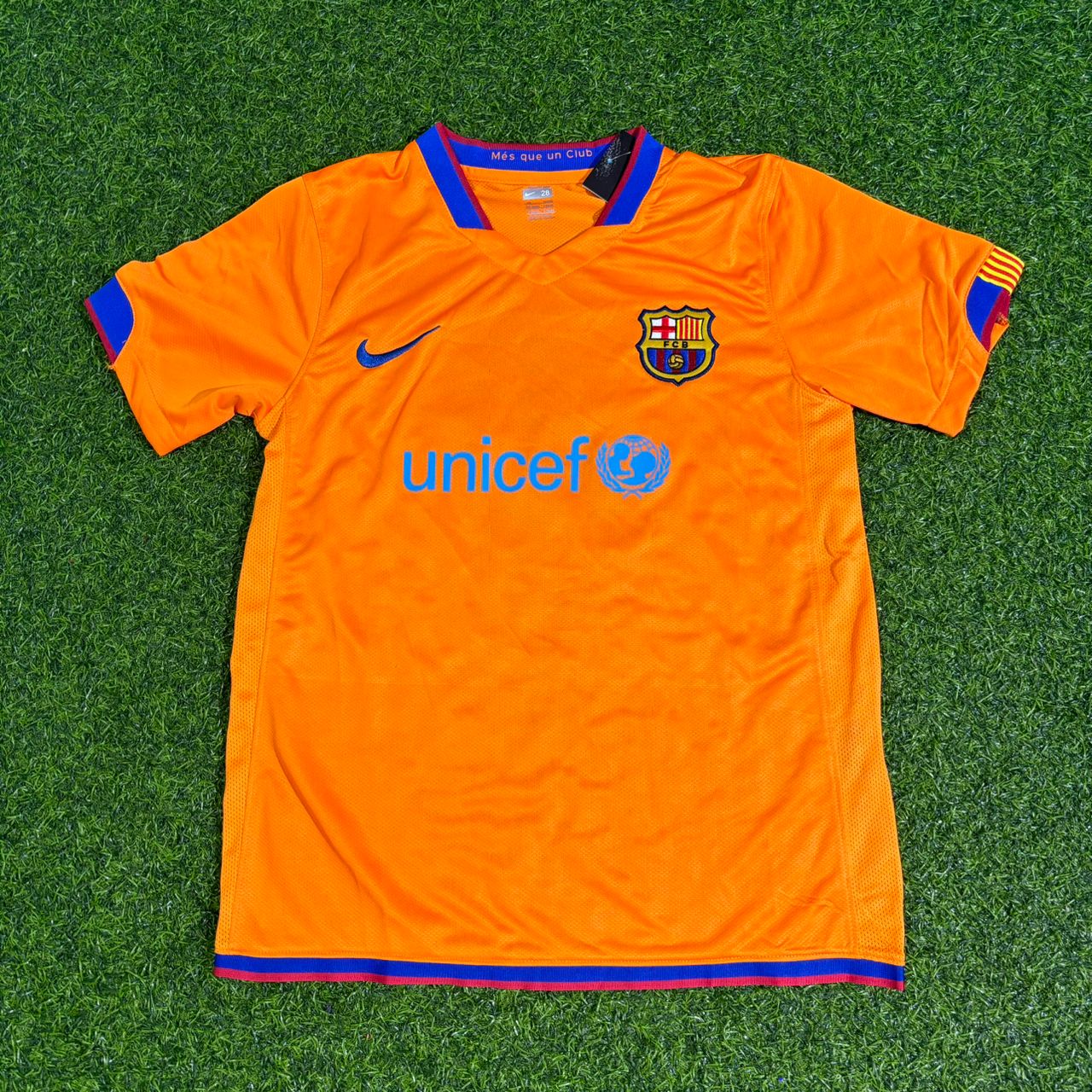 Ronaldinho Barcelona 2006-2007 Orange Retro Football Jersey Kit