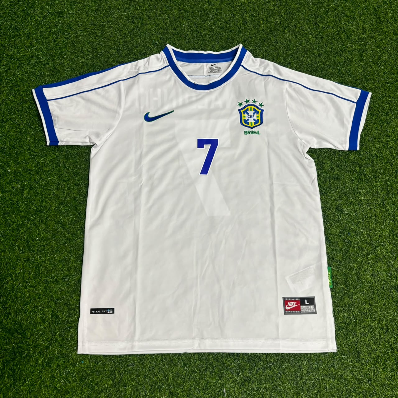 Ronaldinho #7 Brazil Retro Football Jersey Kit