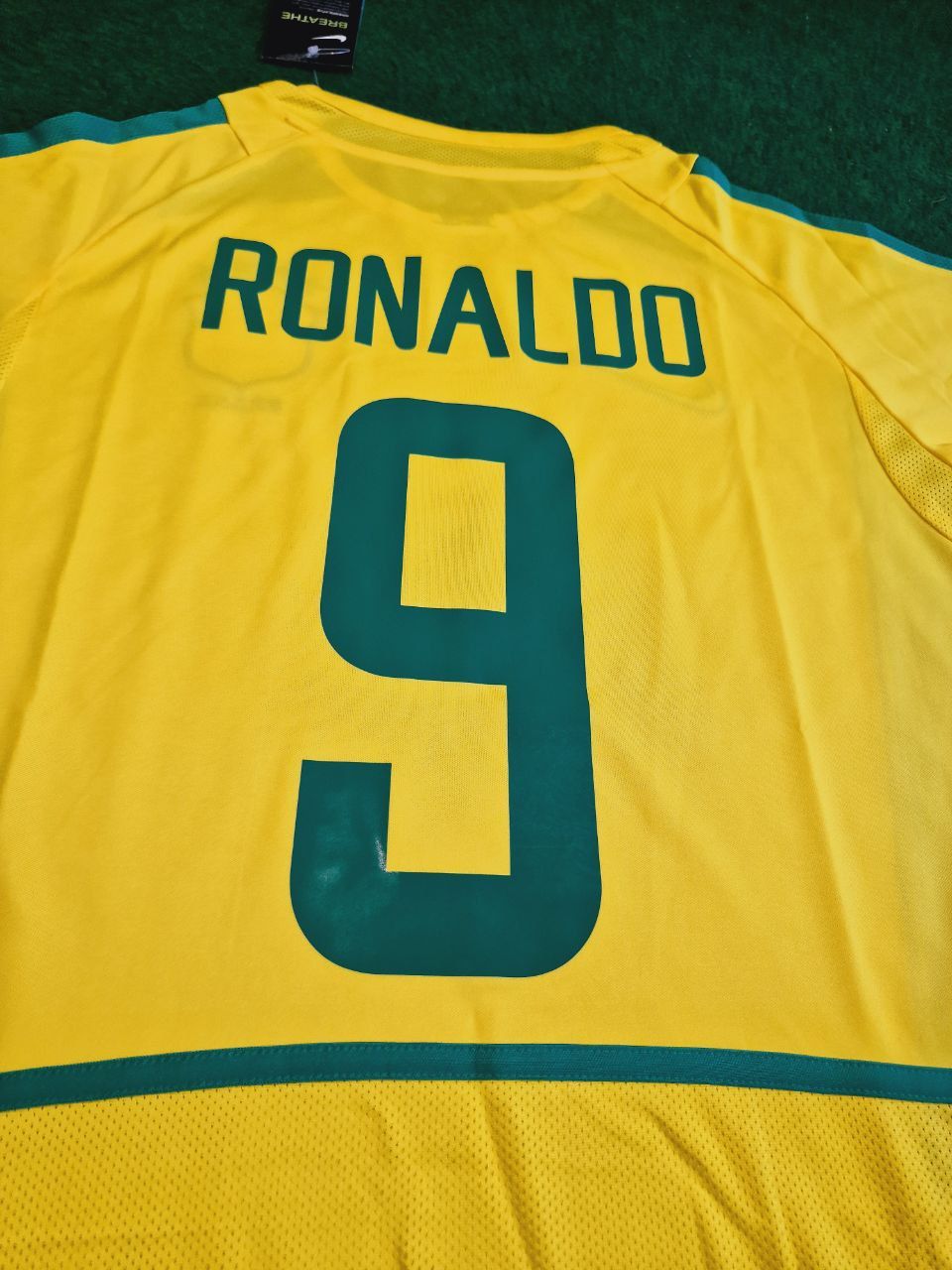 Ronaldo Nazario Brazil 2002 World Cup Retro Football Jersey Kit
