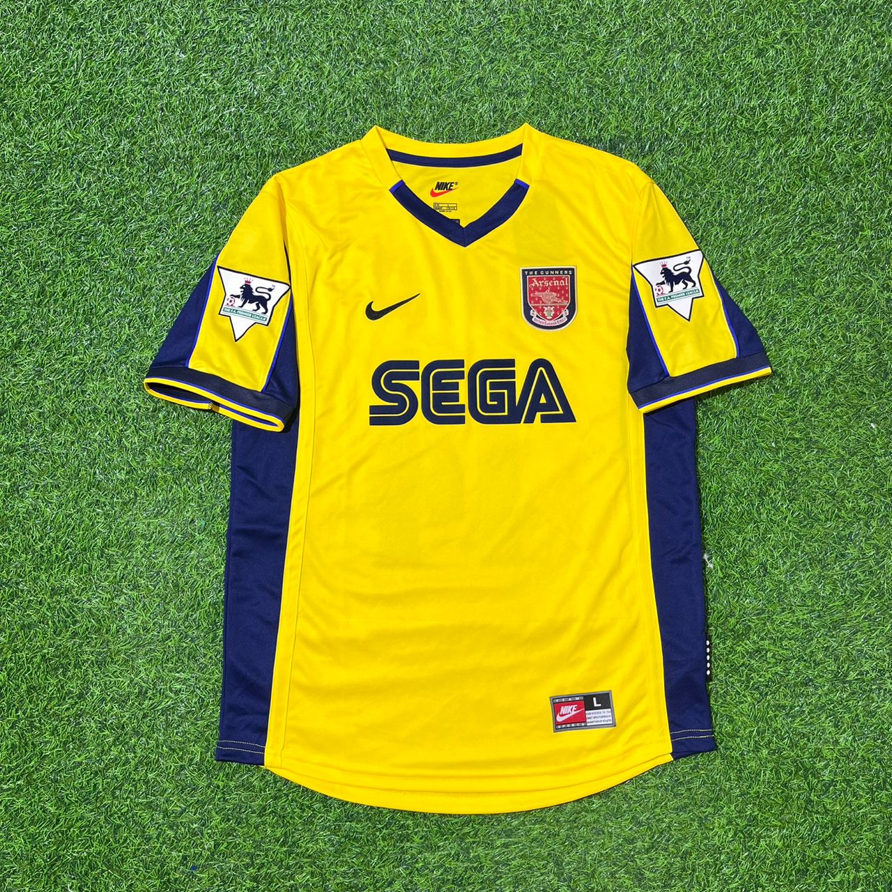 Martin Keown - Arsenal 2000 Retro Football Jersey