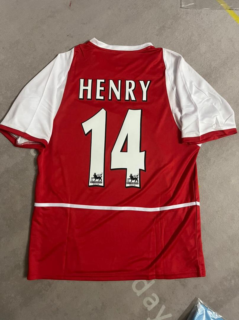 Thierry Henry 14 - Arsenal o2 2002/03 Retro Football Jersey Kit